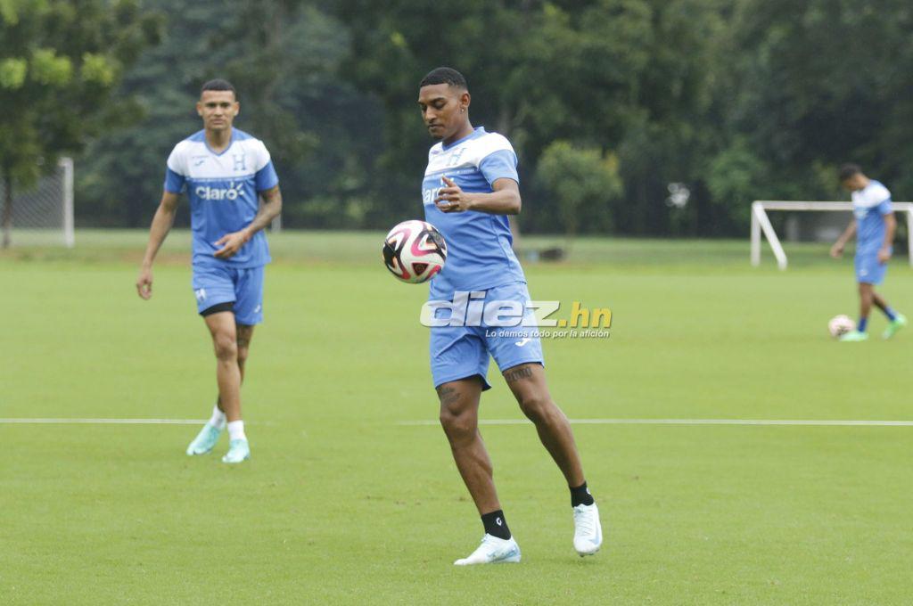 Así fue el entreno de Honduras tras el gane ante México: alegría total de Luis Palma y el jugador que trabajó en solitario