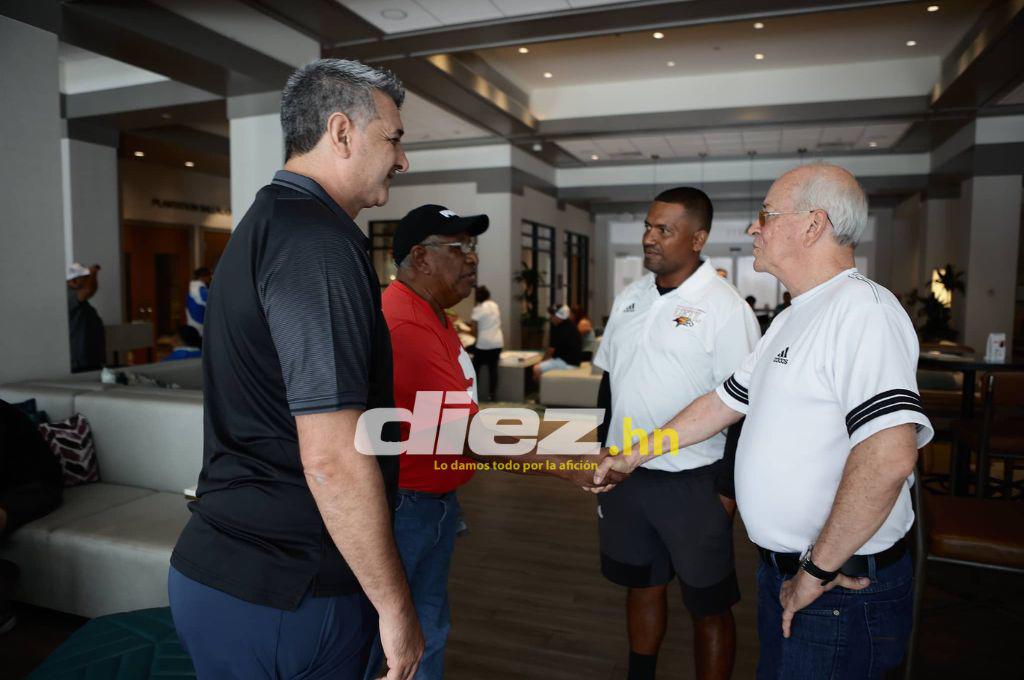 La sorpresiva visita de exmundialista al hotel de concentración de Honduras; aficionados se hicieron presente en Miami