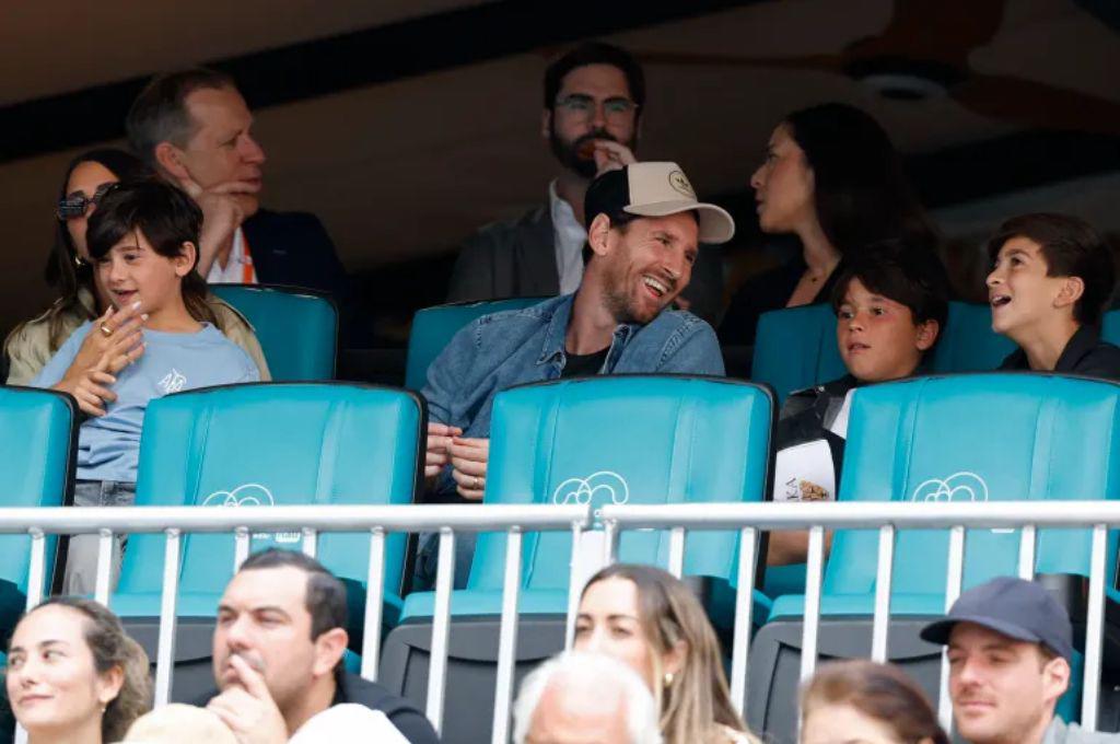 Hijo de Messi 'humilló' a Djokovic con una crítica, los regalos especiales entre ambos y la felicidad del 10 en el Miami Open