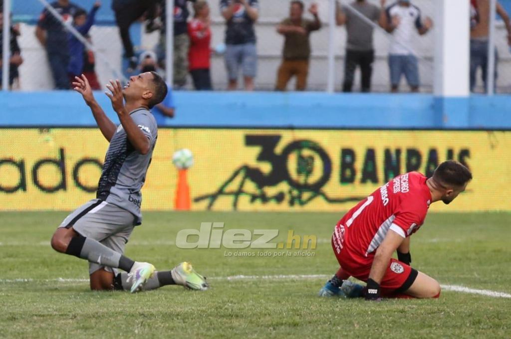 Eddie Hernández marcó el cuarto definitivo en la goleada de Motagua sobre los verdes. (Foto David Romero)