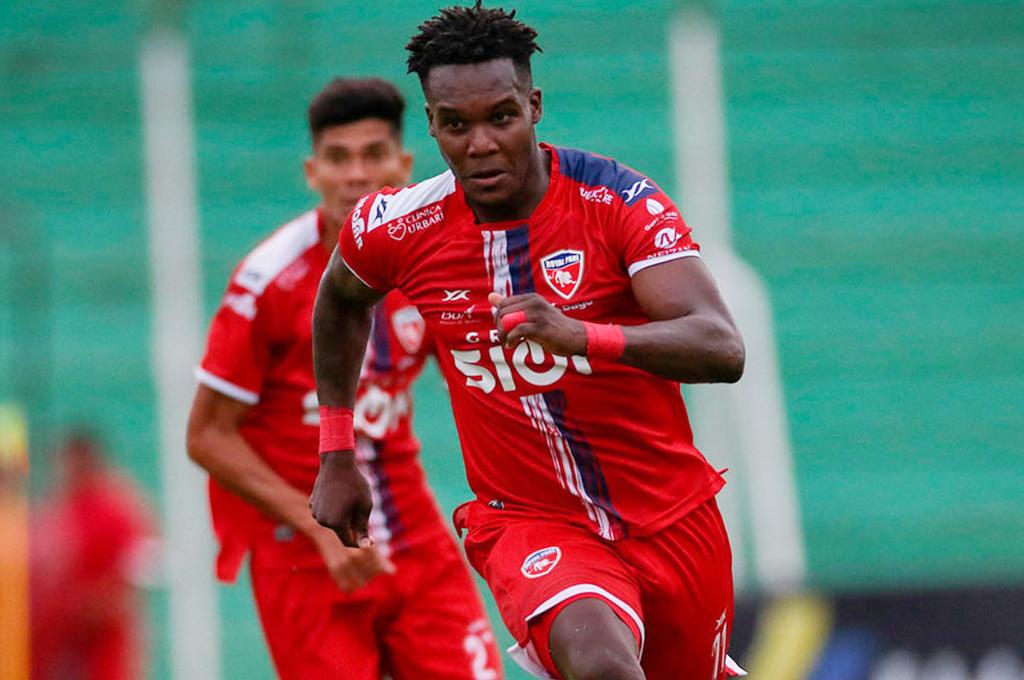 Rubilio Castillo terminó su aventura por Bolivia y el Royal Pari no pudo clasificar a la Copa Libertadores que era el objetivo