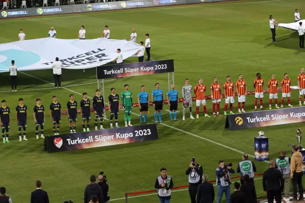 ¿Se repetirá la final? Galatasaray se burló del Fenerbahçe tras humillados en 50 segundos y retirarlos del campo