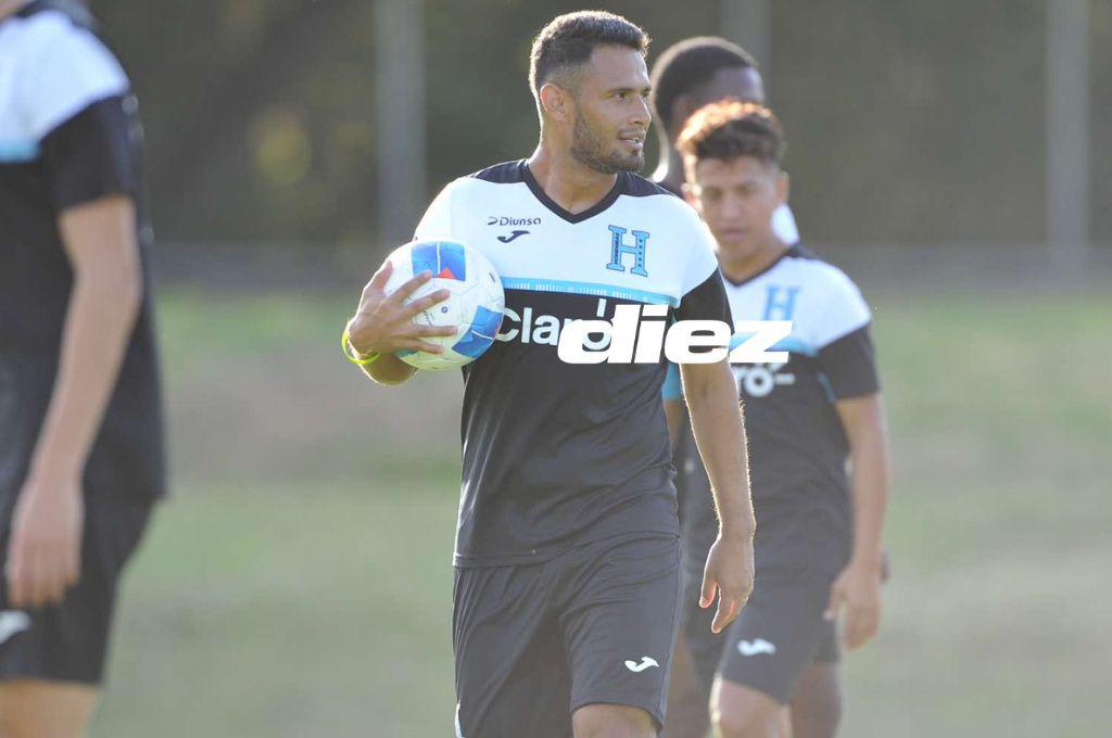 Alex López responde si es una obligación clasificar al Mundial 2026 y habla del nivel de la Liga Nacional