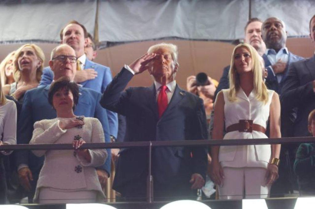 Trump se burló de Taylor Swift, el artista que fue detenido en el show de medio tiempo y lo que hizo Messi en el Super Bowl 2025