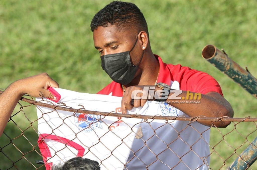 No se vio en TV: La jefa de mercadeo del Vida deslumbra, el festejo de los cocoteros y belleza en los estadios