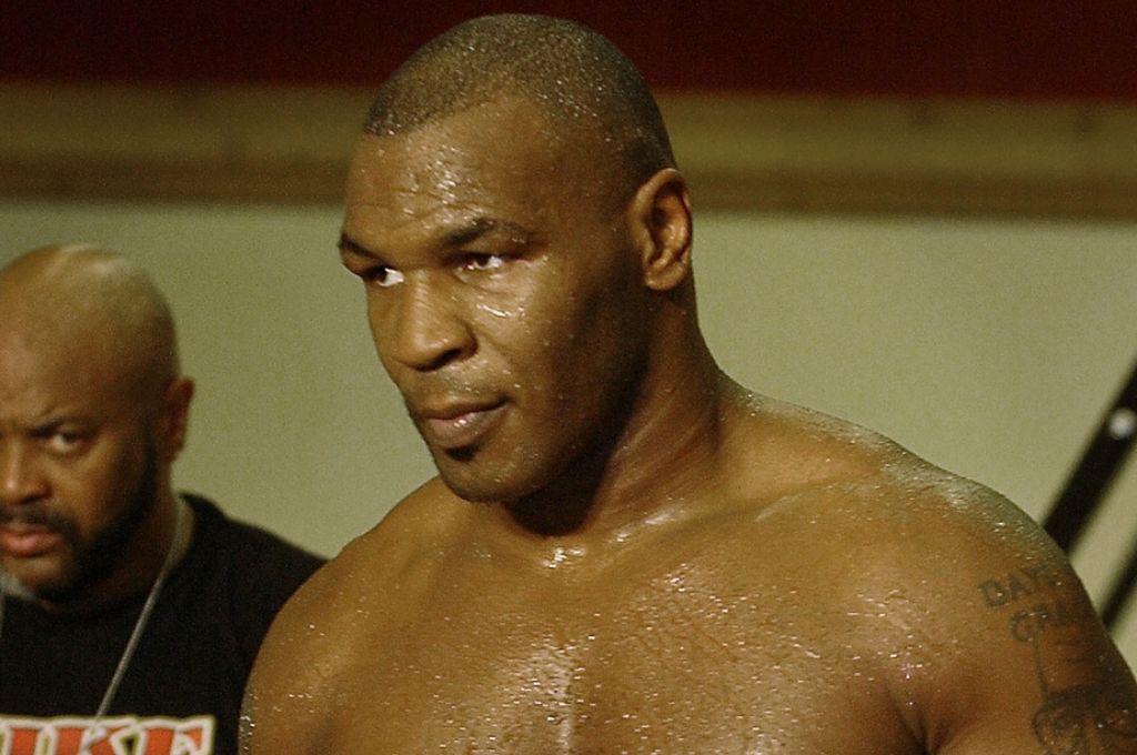 Mike Tyson hizo historia junto a él: ¿Quién es el entrenador del boxeador hondureño Téofimo López?