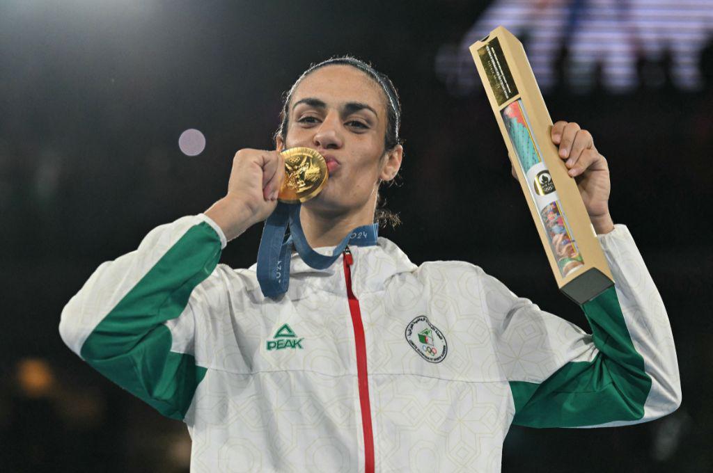Juegos Olímpicos París 2024: La boxeadora Imane Khelif, involucrada en polémica de género, conquista el oro