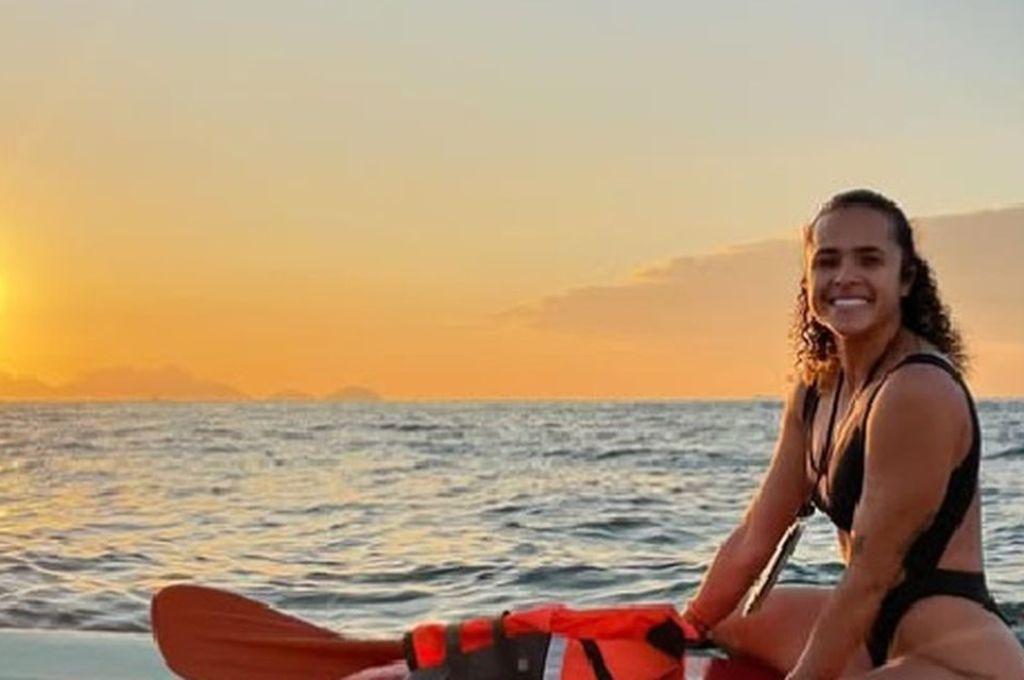 ¿Irresponsable? Jugó un partido de voleibol con cinco meses de embarazo y desata la polémica: “no puedo tirarme boca abajo”