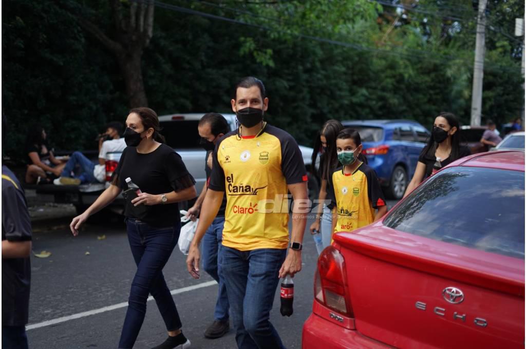 ¡Aficiones unidas y así se prepara la ‘Mega’! El ambiente en el Morazán previo al Real España-Motagua