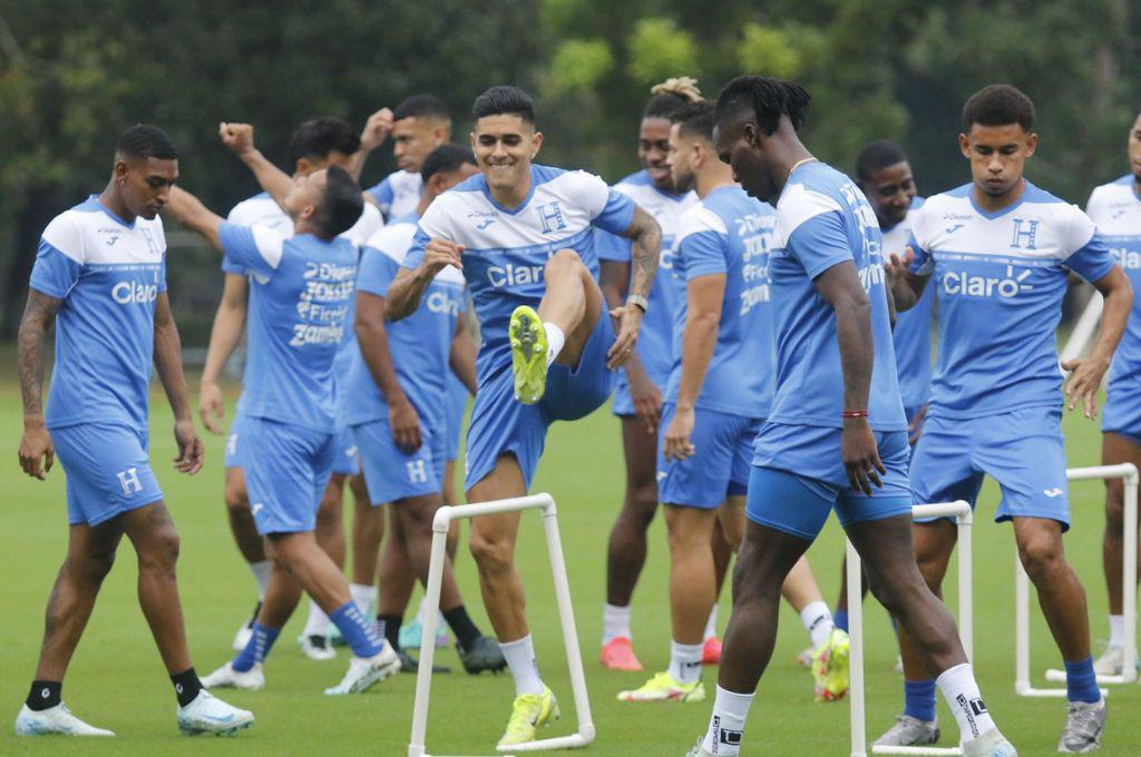 Los jugadores que Honduras recupera para enfrentar a México en la vuelta de Nations League ¡Uno de ellos será titular!