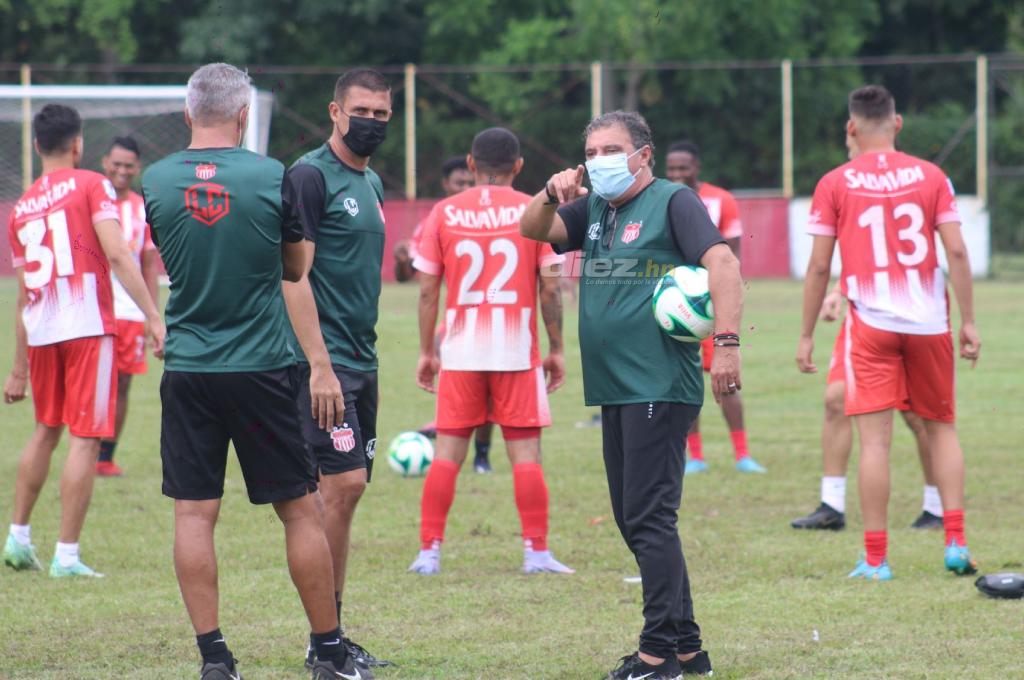 Vida arranca pretemporada con sus nuevos fichajes: Cristian Sacaza se incoporará durante la semana