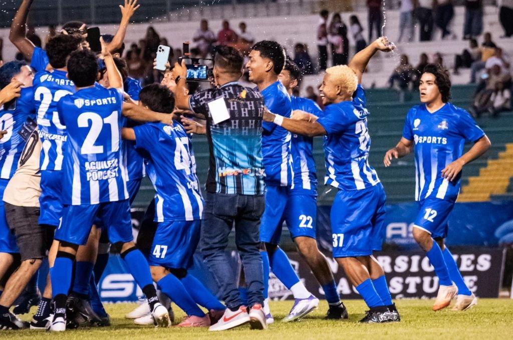 Supremo sufre nuevo accidente automovilístico tras partido de tiktokers: Iba bien borracho...