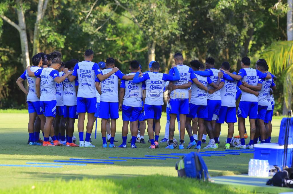 ¿Charlas íntimas con los titulares? Así cerró la Selección de Honduras su sesión previo al cierre de la octagonal