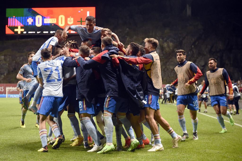 ¡Le dolió al Bicho! Los gestos de Cristiano Ronaldo por sufrir duro golpe ante España y así festejó la ‘Roja’ en la Liga de Naciones