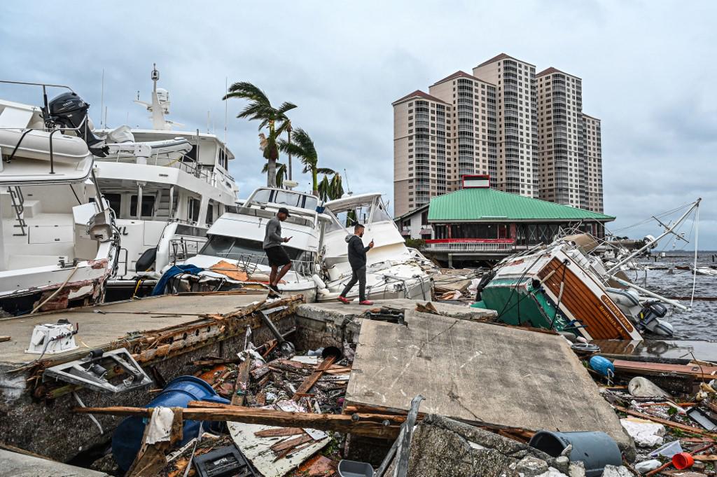 Desastre y dolor en Florida: ciudades quedan devastadas tras el paso del poderoso huracán Ian