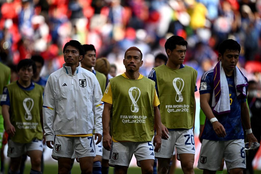 El golazo de Fuller, así festejaron los jugadores de Costa Rica tras vencer a Japón en el Mundial y los asiáticos hundidos