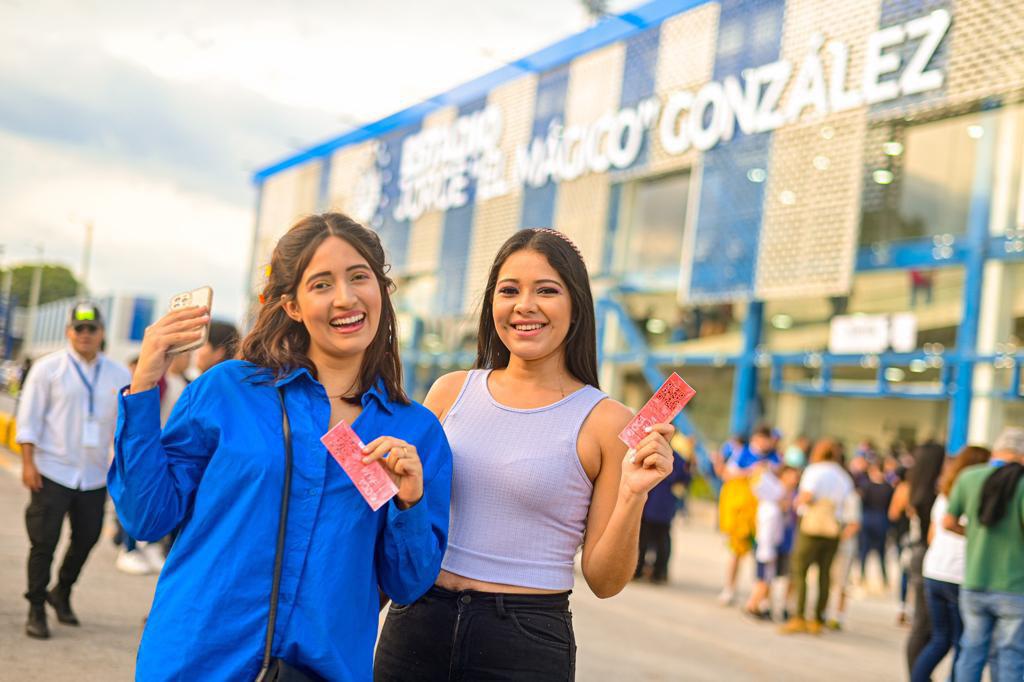 Bukele con Marshmello, bellas salvadoreñas y el remozado “Mágico” Gonzáles en el show de los Juegos Centroamericanos y del Caribe