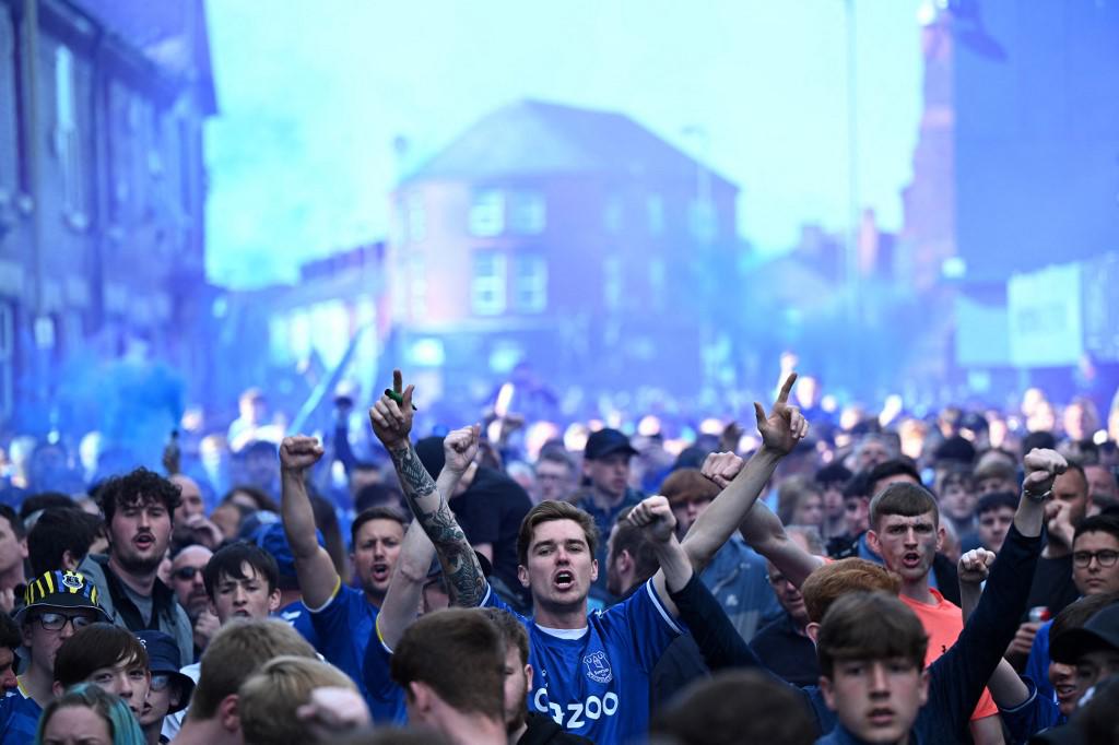 Invasión, petición a Richarlison de ‘odio’ al Liverpool y Lampard como héroe: Así se vivió la salvación del Everton en la Inglaterra