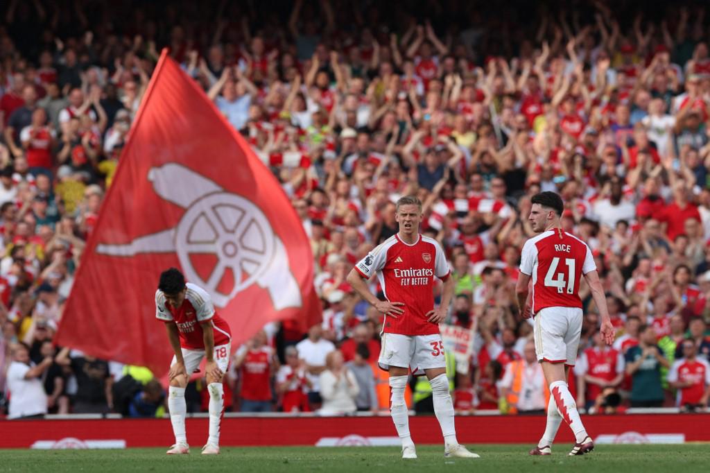 De Bruyne salió ‘huyendo’, el desahogo de Pep Guardiola y jugadores de Arsenal detrozados tras la coronación del City