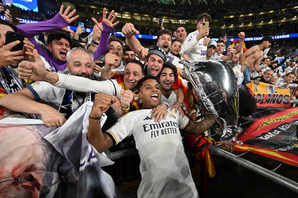 Así festejó Real Madrid la 15: Ancelotti sacó los pasos prohibidos, la emoción de Bellingham y Kroos dijo adiós