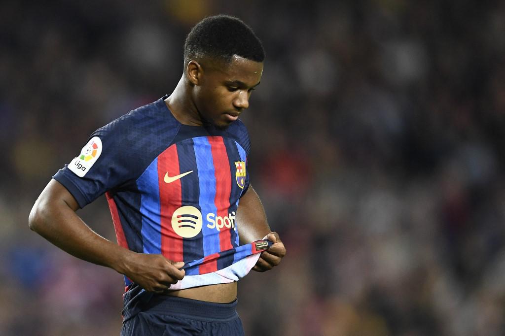 Barcelona desaprovecha la caída del Madrid y así queda la tabla de posiciones en España tras el empate con Girona