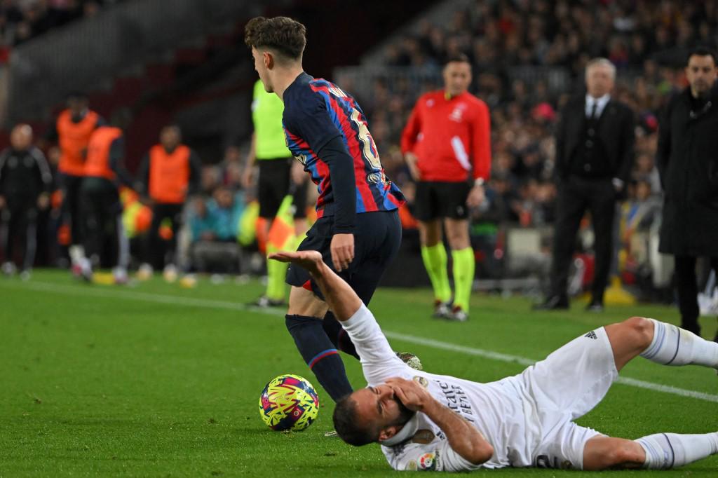 Jugador del Madrid reconoce al Barcelona como campeón, la acompañante de Pep y la bronca al final del Clásico