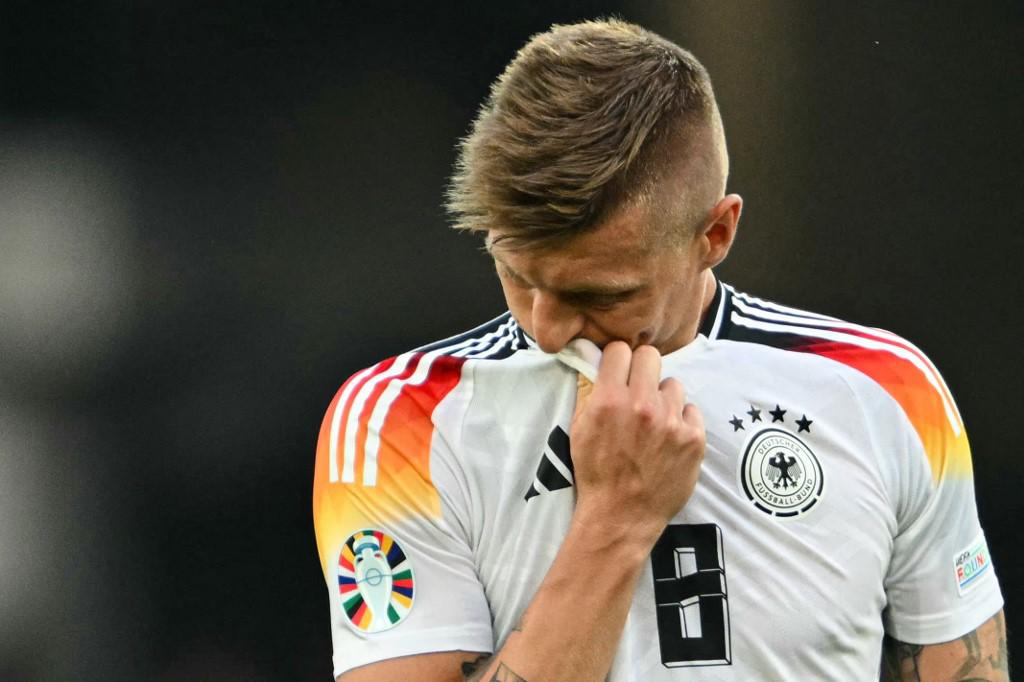 Kroos se cargó a Pedri en su último partido: duras imágenes de la eliminación de Alemania ante España en la Eurocopa