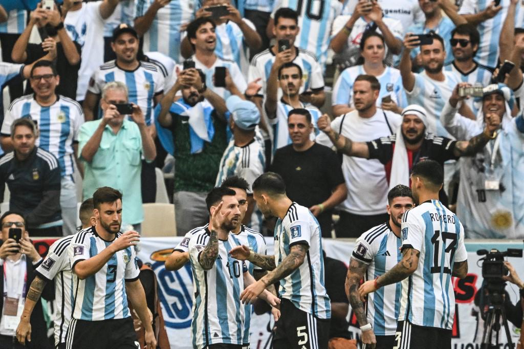 Argentina quedó tendida: los gestos de Messi tras sufrir inesperada derrota ante Arabia Saudita en el Mundial de Qatar