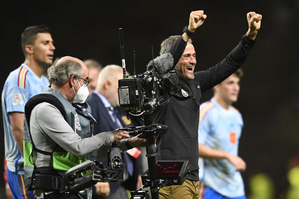 ¡Le dolió al Bicho! Los gestos de Cristiano Ronaldo por sufrir duro golpe ante España y así festejó la ‘Roja’ en la Liga de Naciones