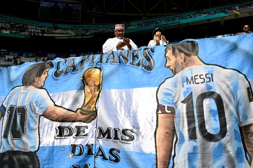 Aficionados argentinos llevan a Maradona a una nueva Copa del Mundo: ‘‘Seguiré yendo a Mundiales hasta que el Diego me llame’’