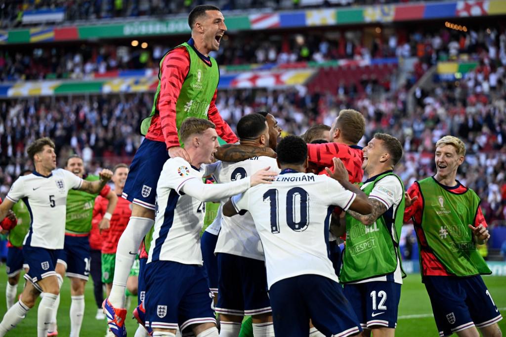 Portero de Inglaterra tenía estudiado a los jugadores de Suiza por los penales: “Akanji, tírate a la izquierda”