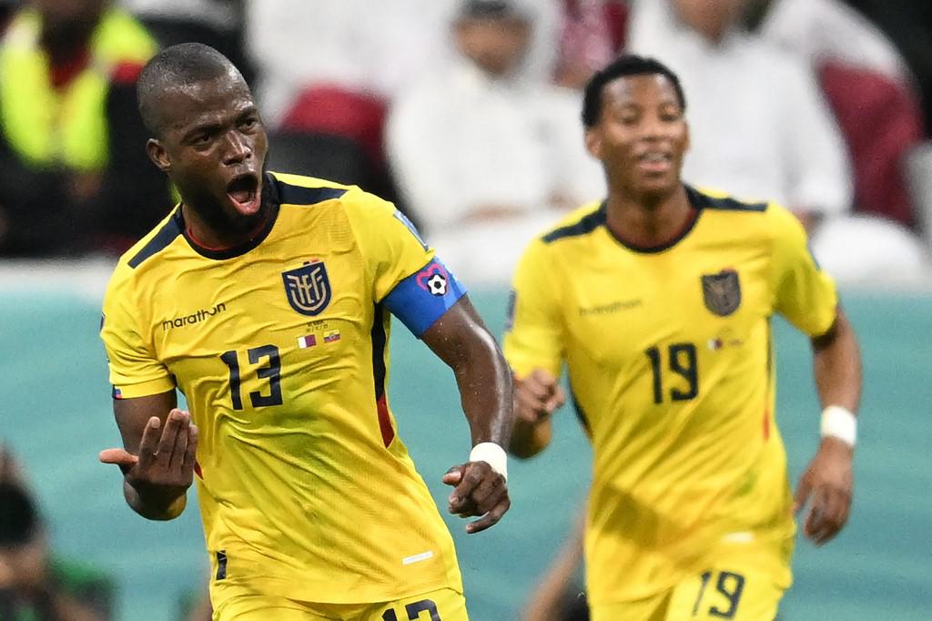 Enner Valencia, la estrella de Ecuador en el Mundial, y el día en que fingió una lesión para escapar de la Policía en pleno partido
