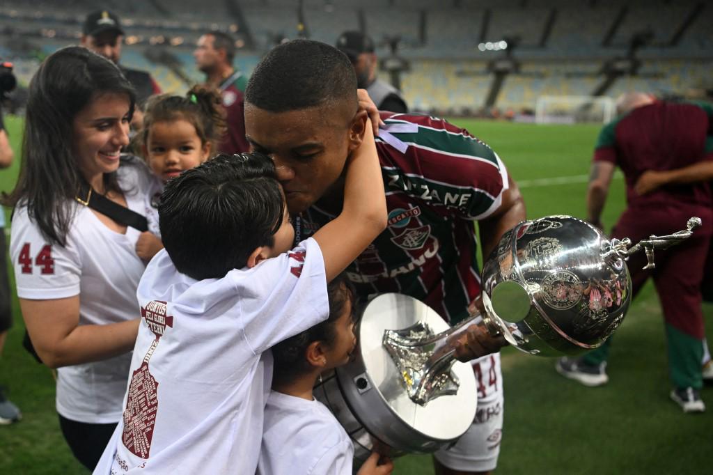 Marcelo llora por ganar la Copa Libertadores con Fluminense y los jugadores de Boca Juniors destrozados en el Maracaná