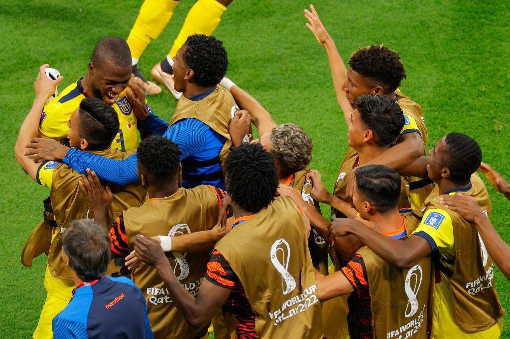 Las preciosas qataríes, el festejo de Ecuador tras arrancar con triunfo el Mundial y el verdadero dueño del PSG estuvo presente