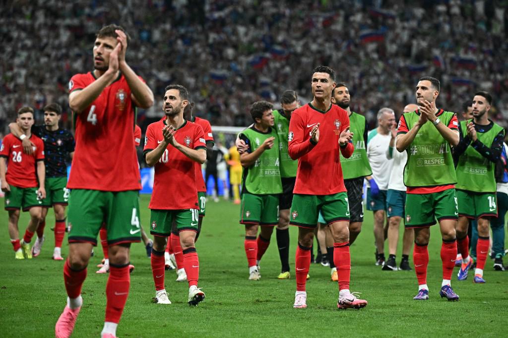 Cristiano Ronaldo lloró en la Eurocopa, pide perdón y así festeja la sufrida clasificación de Portugal a cuartos de final