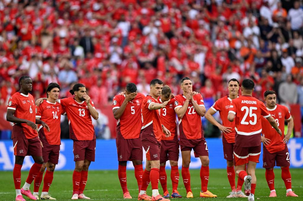 Portero de Inglaterra tenía estudiado a los jugadores de Suiza por los penales: “Akanji, tírate a la izquierda”