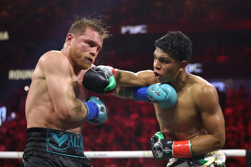 ’Canelo’ y Munguia protagonizaron una gran pelea que acabó a favor del vigente campeón.