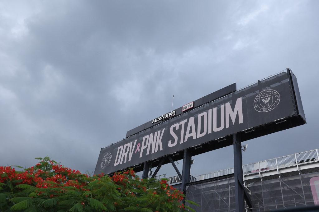 El DRV PNK Stadium es la nueva casa de Messi y tiene capacidad para 20 mil espectadores.