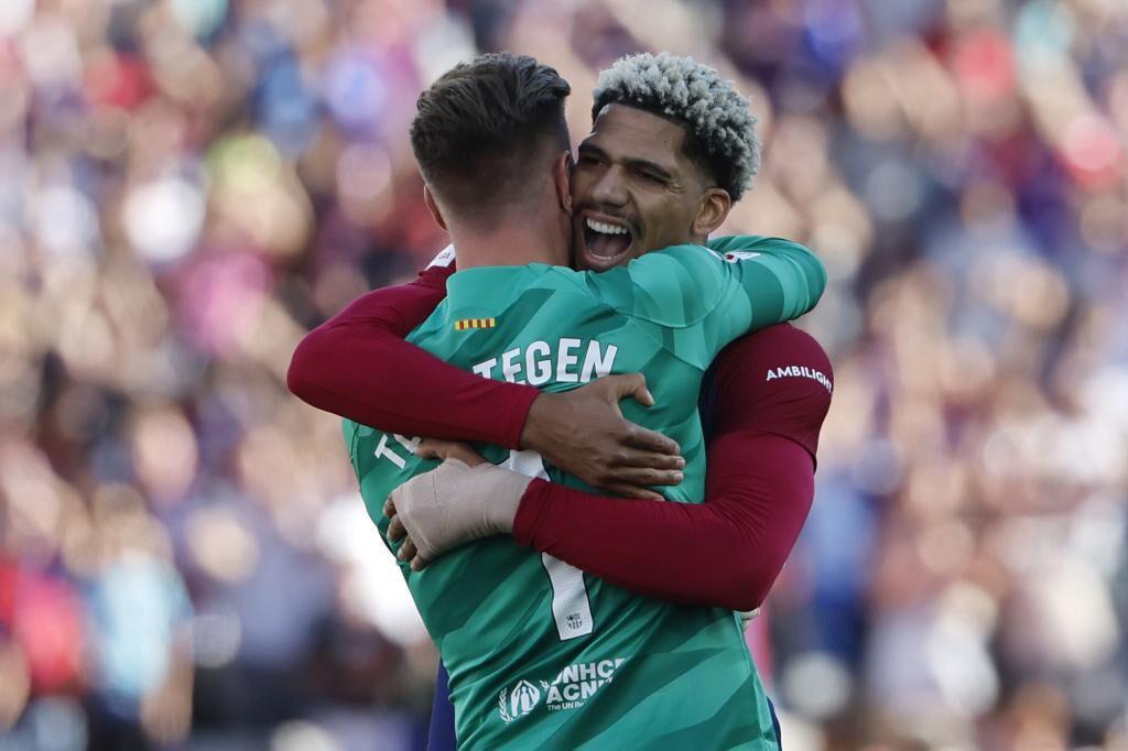 El mensaje de Haaland a Bellingham, lo que dijo Xavi a Vinicius y el festejo de Real Madrid tras ganar a Barcelona