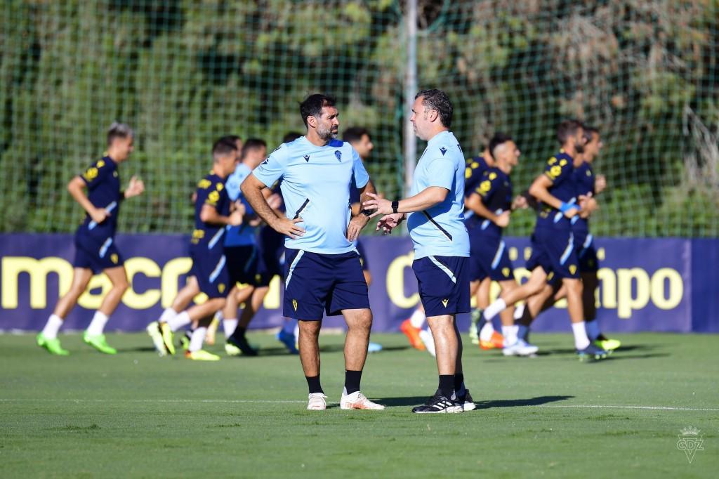 ¿Y el Choco Lozano? La cena con Laporta y motivados por el Mágico González; así se prepara el Cádiz para encarar el duelo ante el Barcelona