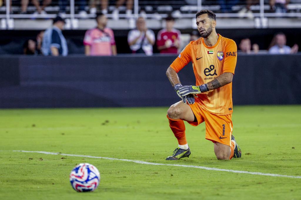 Los futbolistas más viejos que disputan el Mundial de Clubes: uno es titular con 40 años y... ¡otro tiene 44!