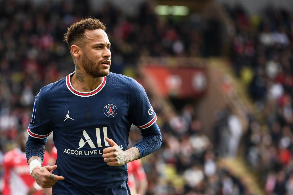 Desvelan la increíble lista de los futbolistas mejor pagados del mundo ¿Quién es el número uno?