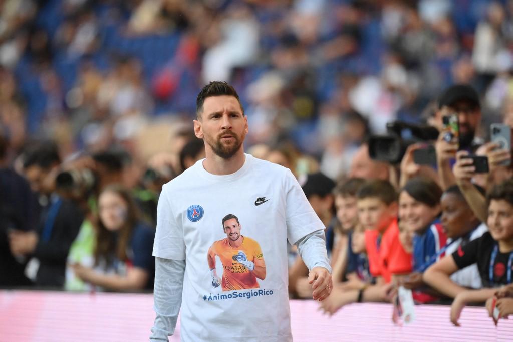 Así fue el último partido de Messi con el PSG: abucheos, pitada y se marcha en plena celebración por el título