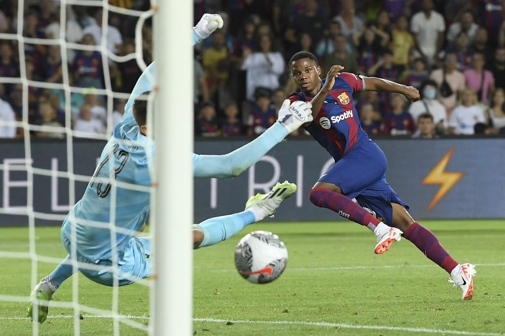 El apartado por Xavi, los dos que fueron abucheados y los gestos con Yamal en la victoria de Barcelona en el Joan Gamper