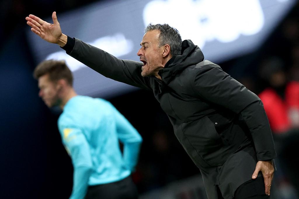 Luis Enrique implementó drásticas medidas en el PSG: espías, redes sociales y qué pasa si llegan tarde al entreno