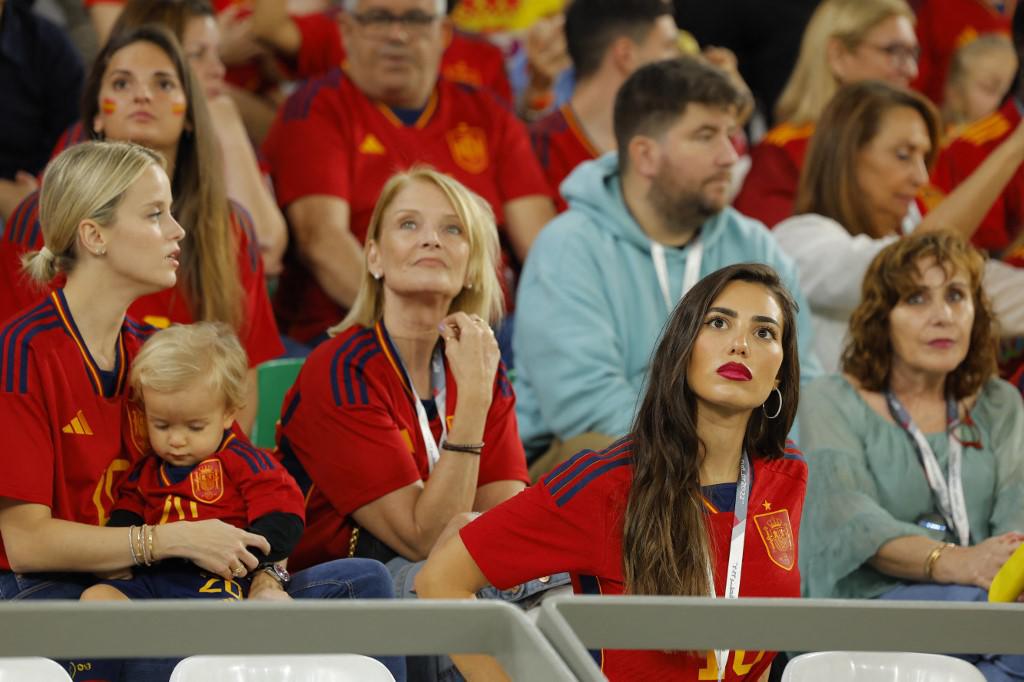 Ex jugador de Real Madrid hundió a Luis Enrique, Pedri y Ansu Fati destrozados; las duras fotos de la eliminación de España y la fiesta de Marruecos