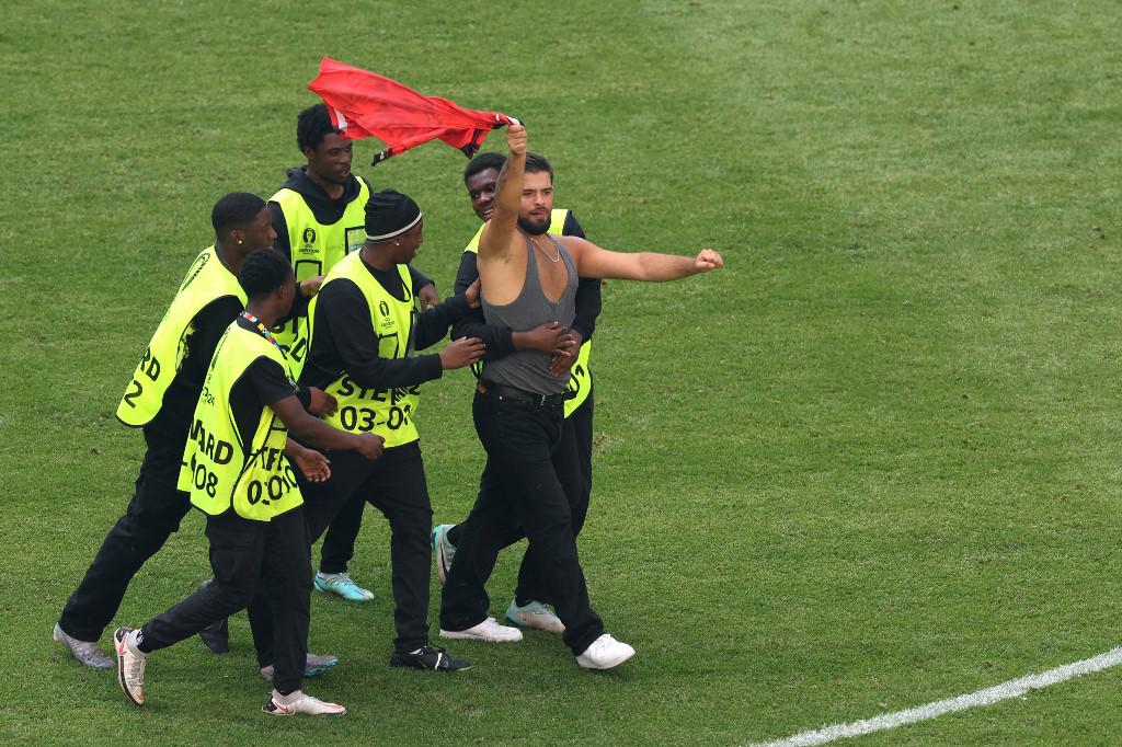 Modric terminó destrozado en la Eurocopa, inesperada polémica de Ivana Knoll y la revancha de Albania tras igualar a Croacia