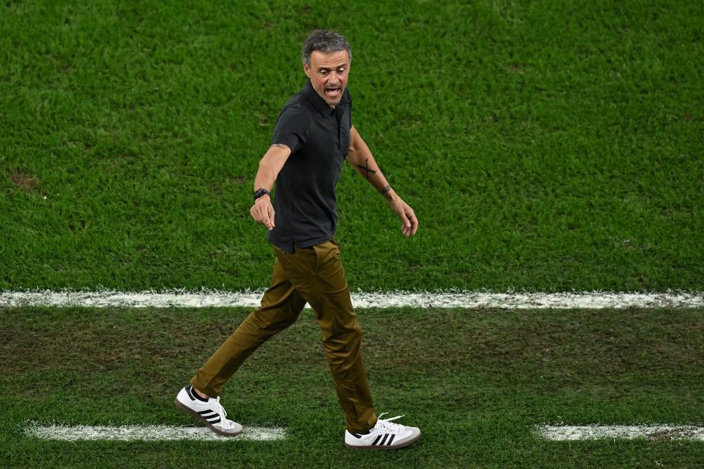 Ex jugador de Real Madrid hundió a Luis Enrique, Pedri y Ansu Fati destrozados; las duras fotos de la eliminación de España y la fiesta de Marruecos