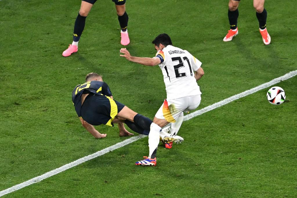 Eurocopa 2024: Gundogan dio el susto y Kroos lo hizo todo perfecto en la paliza de Alemania sobre Escocia