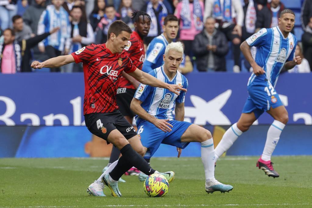 Uno al Barcelona y otro a Real Madrid: los fichajes que están cerrados para la próxima temporada; Chelsea sigue gastando